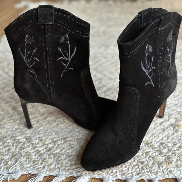 ba&sh Caitlin ankle booties in suede black. Size 37 - Picture 6 of 15
